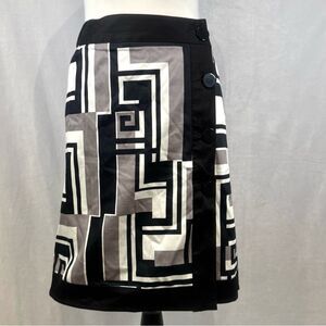 Courtenay black navy white and gray geo print button wrap cotton skirt size 14